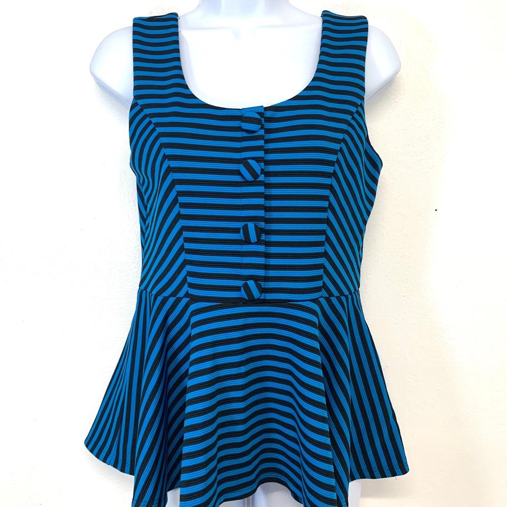 YA LA   Striped Peplum‎ Top Sleeveless Button Detail Woman Medium Blue Black